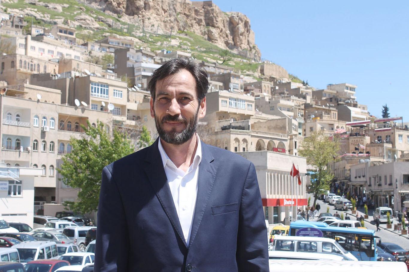 Mahmut Kılınç milletvekilliği aday adaylığı için görevinden istifa etti Mahmut Kılınç milletvekilliği aday adaylığı için görevinden istifa etti